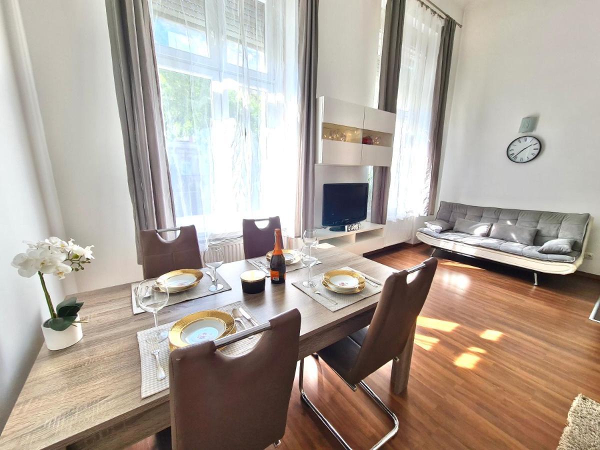 Ricky Apartment Budapeşte Dış mekan fotoğraf