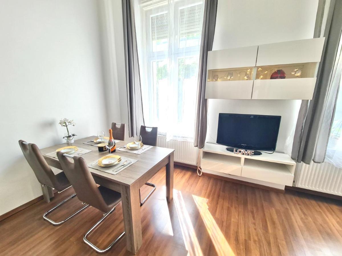 Ricky Apartment Budapeşte Dış mekan fotoğraf